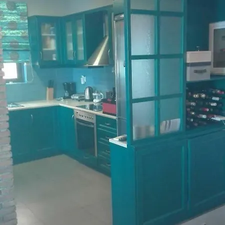 Auravilla Kiveri * Ξηροπήγαδο